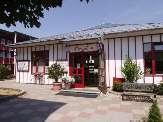 Familienhotel Reiterhof Runding Exteriör bild